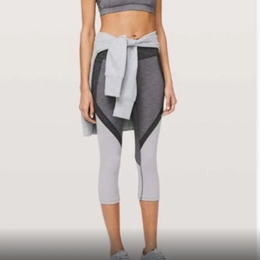 Lululemon Early Extension High Rise Crop 21 Heather Black Titanium